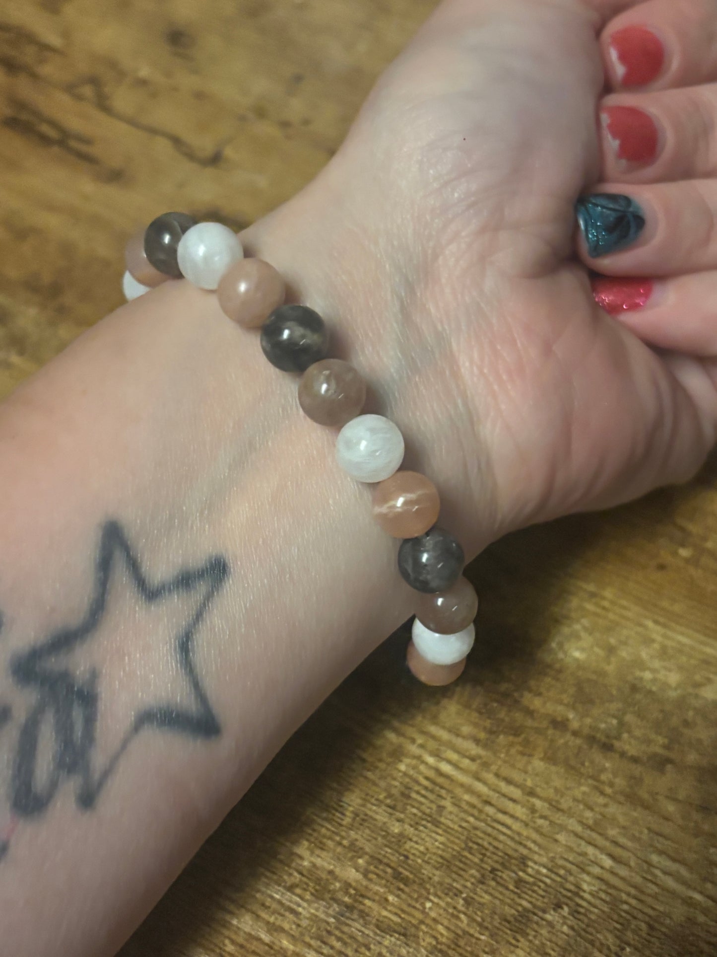 Divine Balance Bracelet 🌙☀️ Moonstone & Sunstone Crystal Bracelet | Feminine Energy • Intuition • Confidence • Emotional Healing