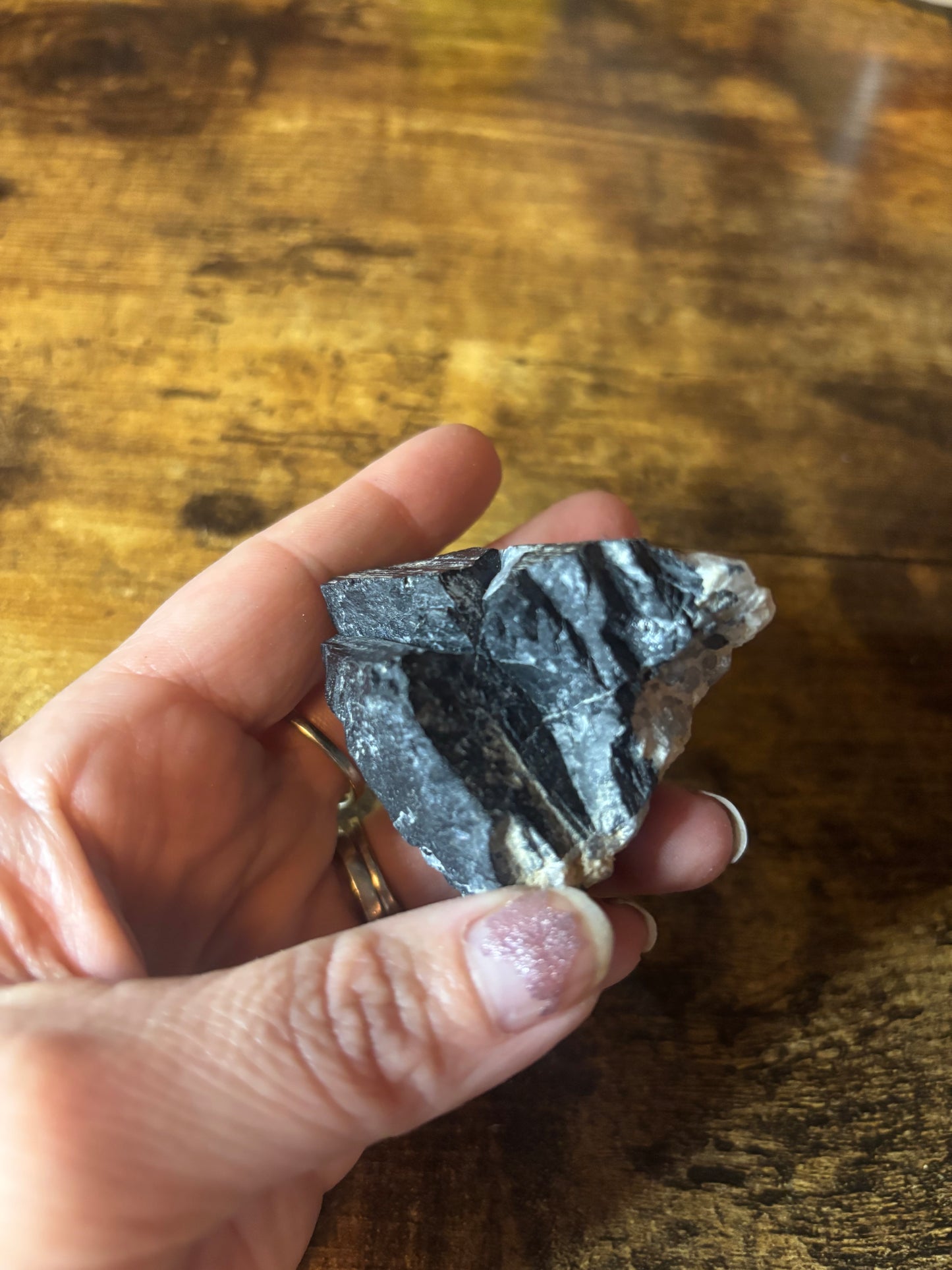 🖤Sacrad Shield Raw Black Tourmaline in Quartz Matrix • Natural Schorl Mineral • EMF Protection • Grounding & Clarity Stone • Raw Healing Crystal101g Natural Protection Stone