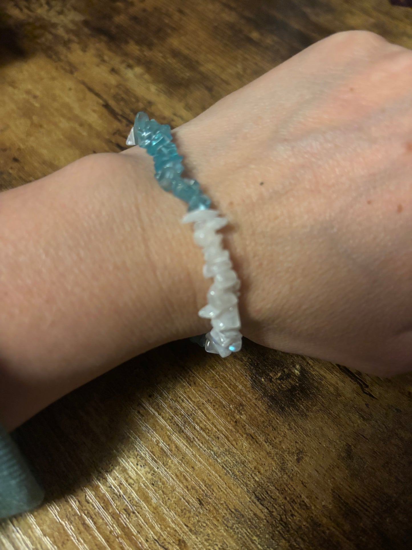 Ocean Moon Harmony – Moonstone & Aquamarine Style Crystal Chip Bracelet