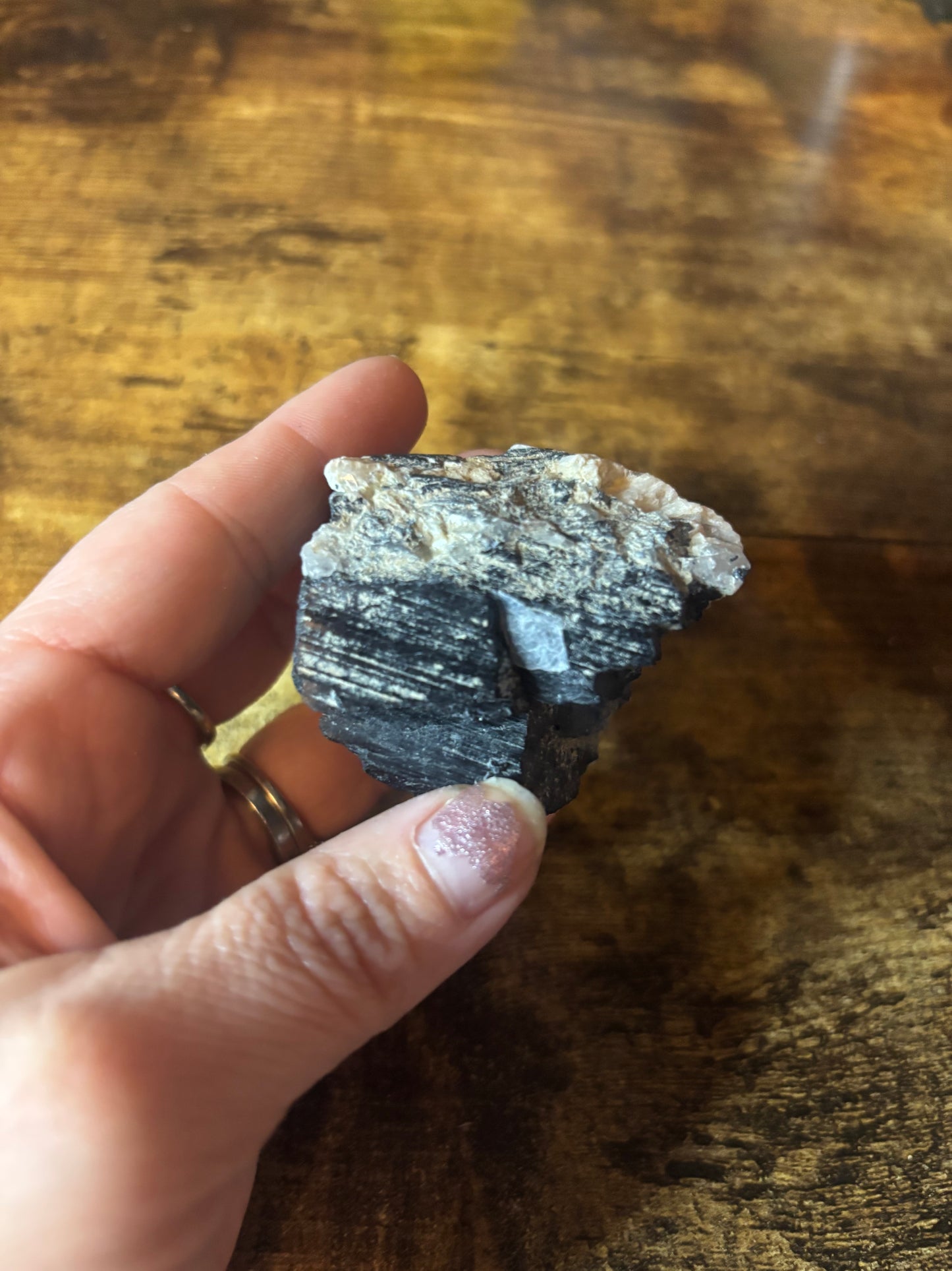 🖤Sacrad Shield Raw Black Tourmaline in Quartz Matrix • Natural Schorl Mineral • EMF Protection • Grounding & Clarity Stone • Raw Healing Crystal101g Natural Protection Stone