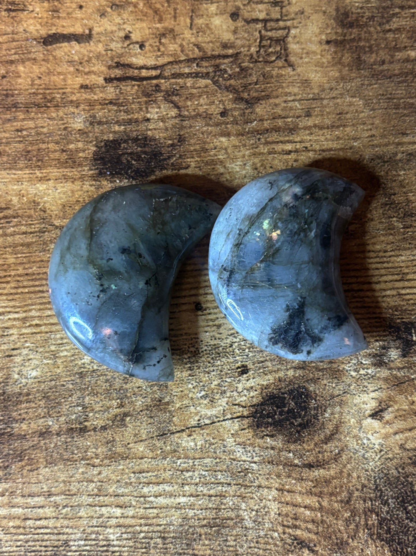 ✨ Lunar Vision Labradorite Moon – Intuition • Protection • Transformation ✨