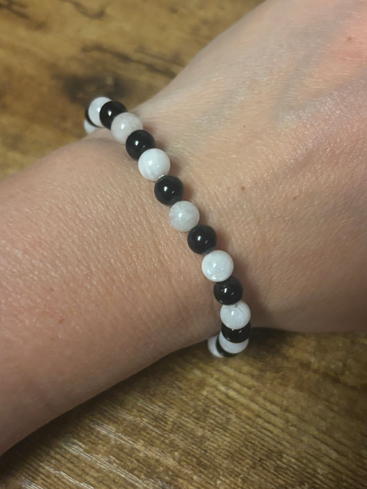 ☯️ Yin Yang Balance Bracelet Tourmaline and Moonstone