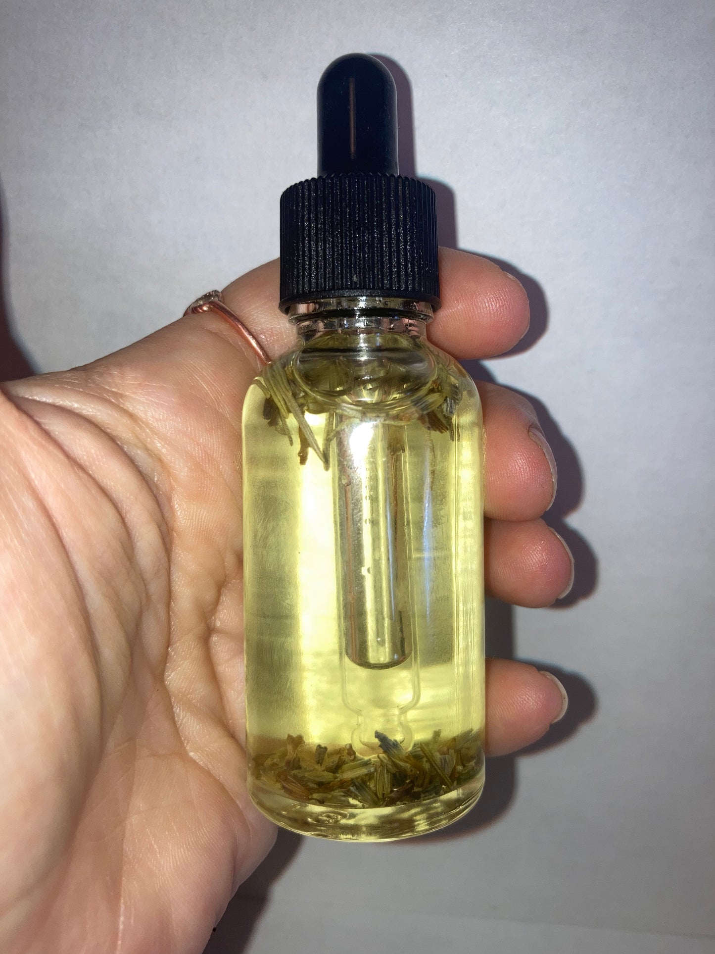 Heathy Scalp Hair Serum Natural Hair Oil | All hair types Strentghing Anti Frizz and Growth Infused with Rosemary Lemongrass and Lavender