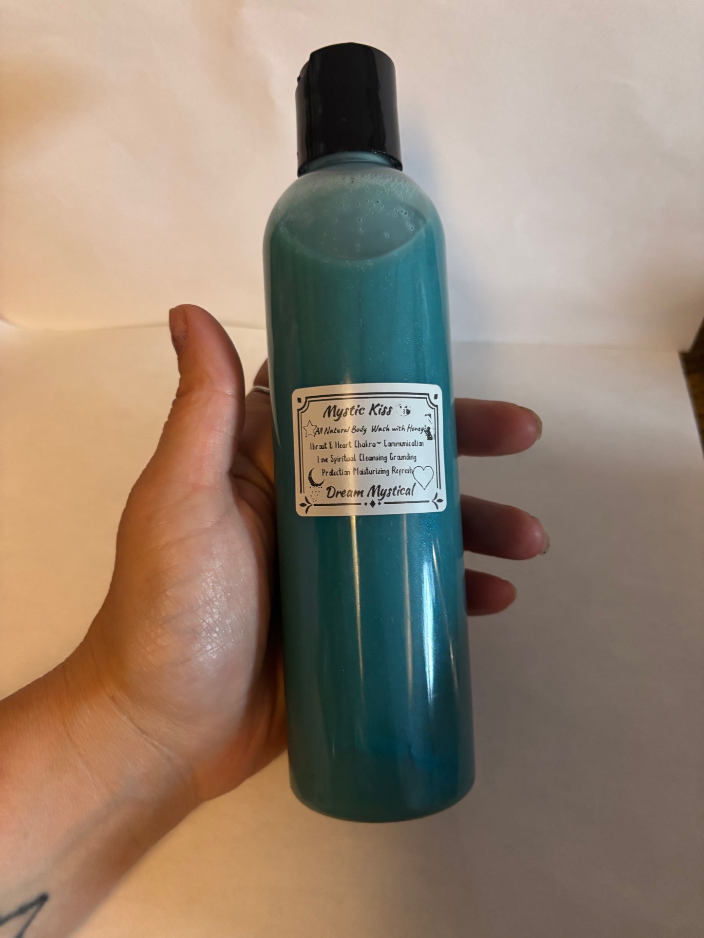 Mystic Kiss All Natual Creamy Body Wash with Raw Natural Honey