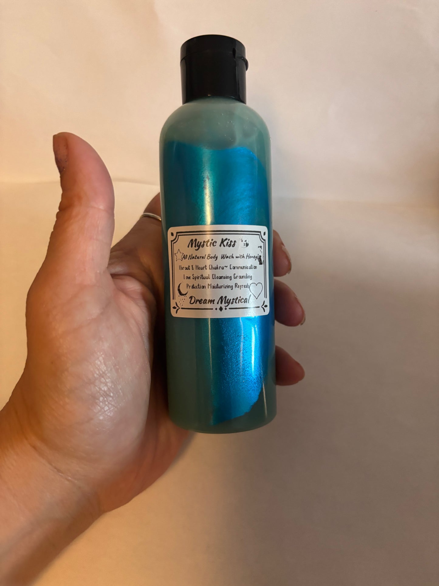 Mystic Kiss All Natual Creamy Body Wash with Raw Natural Honey