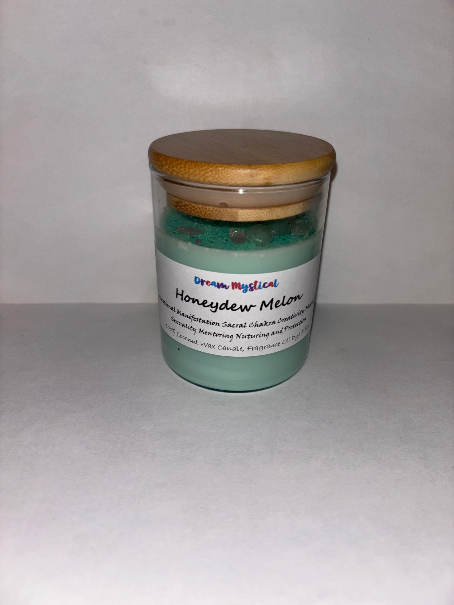 🍈Honeydew Melon Intentional Manifest 100% Coconut Wax 
✨ Sacral Chakra – Creativity • Sensuality • Manifestation • Mentoring • Nurturing • Protection