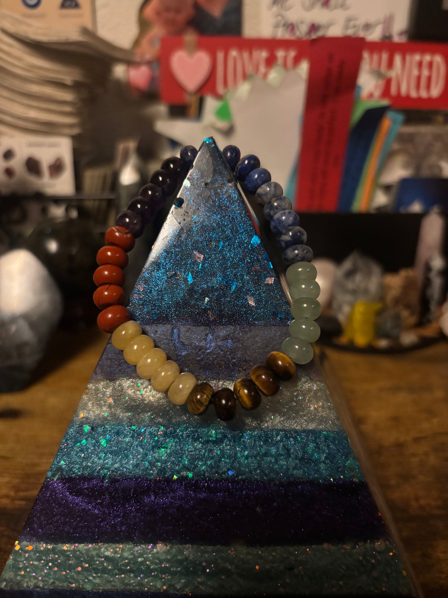 🌈 Divine Alignment – 7 Chakra Healing Crystal Bracelet 💖
Balance • Energy • Harmony