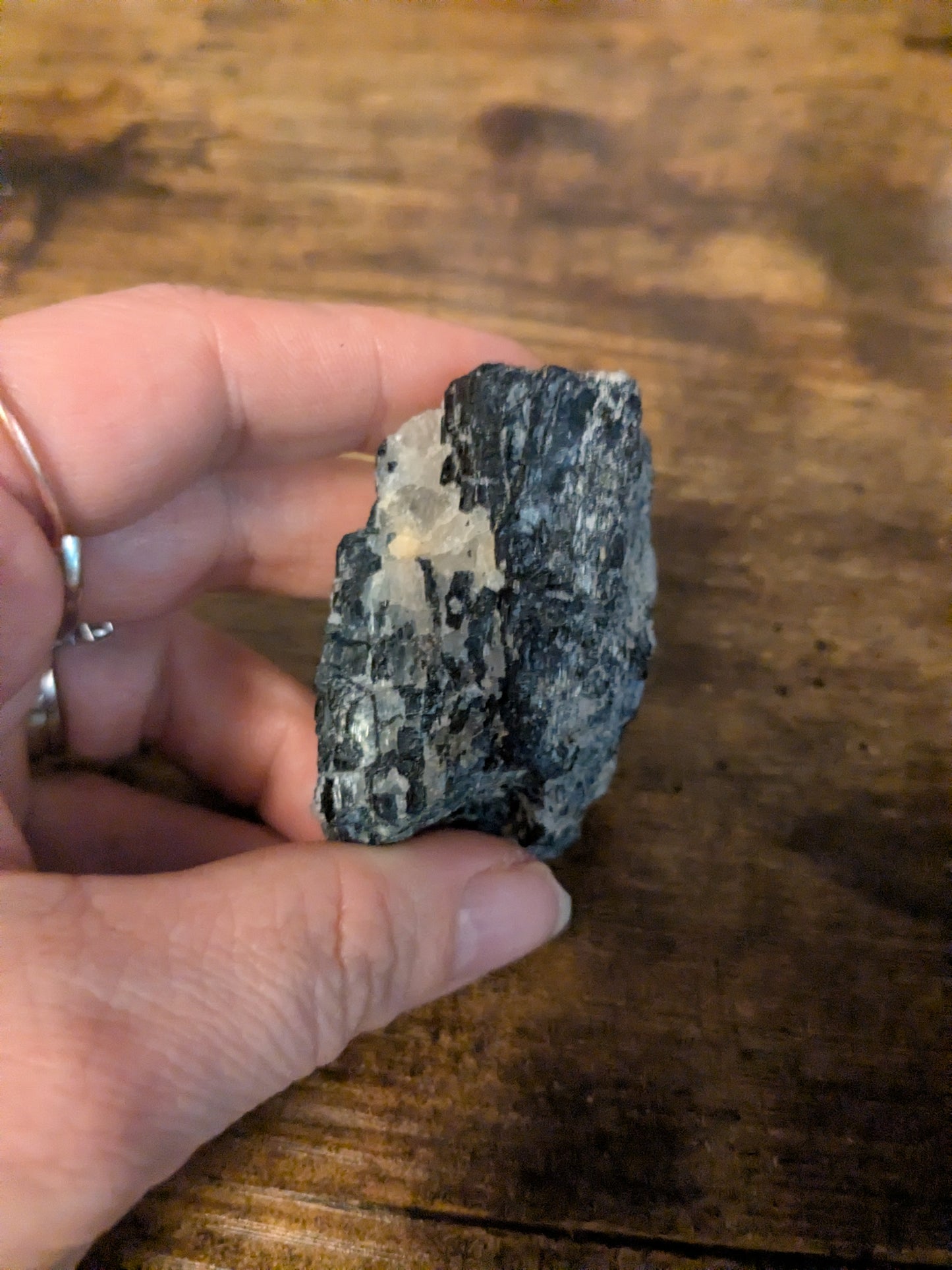 🖤Sacrad Shield Raw Black Tourmaline in Quartz Matrix • Natural Schorl Mineral • EMF Protection • Grounding & Clarity Stone • Raw Healing Crystal101g Natural Protection Stone