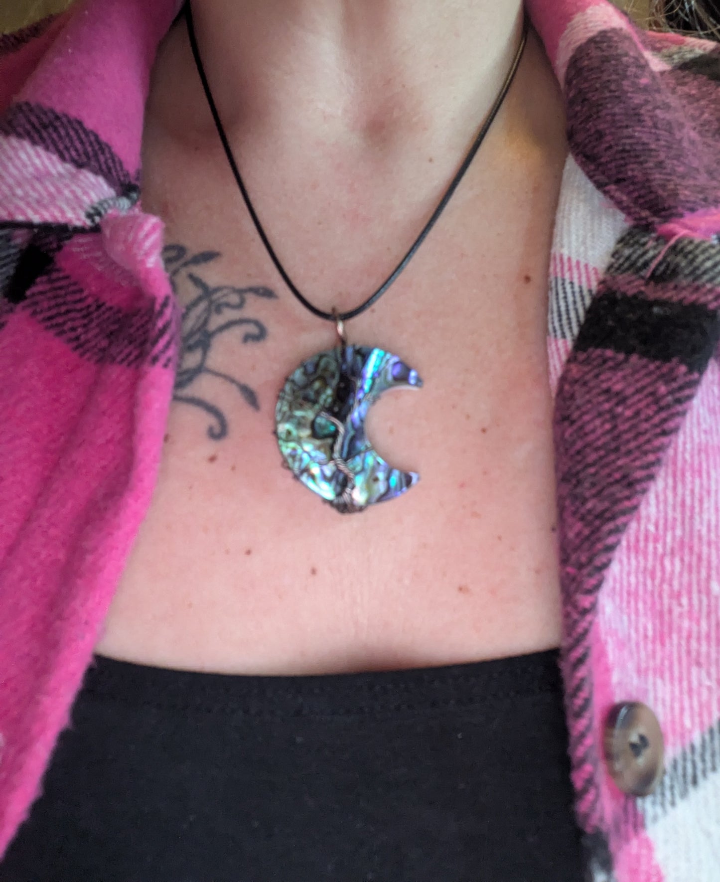 Abalone Shell Crescent Moon Necklace ✨ Lunar Magic • Intuition • Divine Feminine Energy